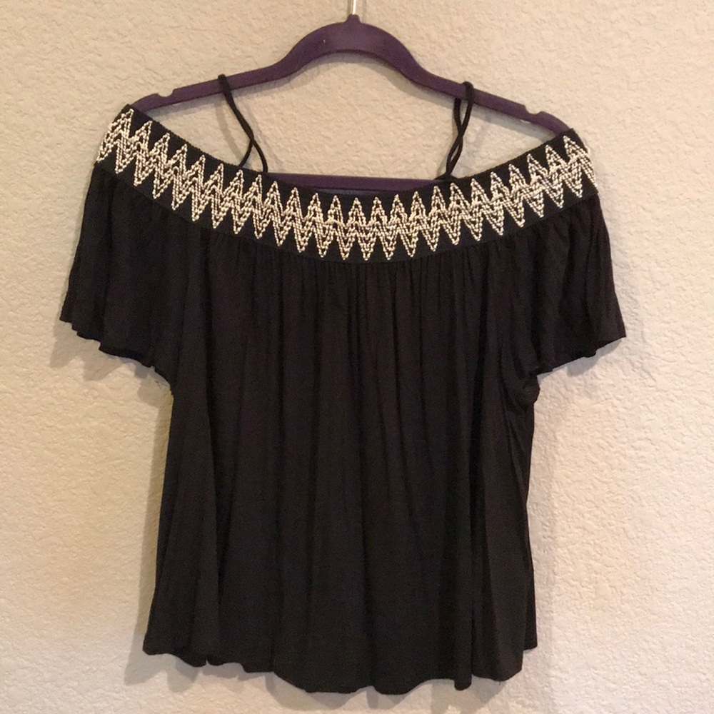 Buttons Off the Shoulder Tank